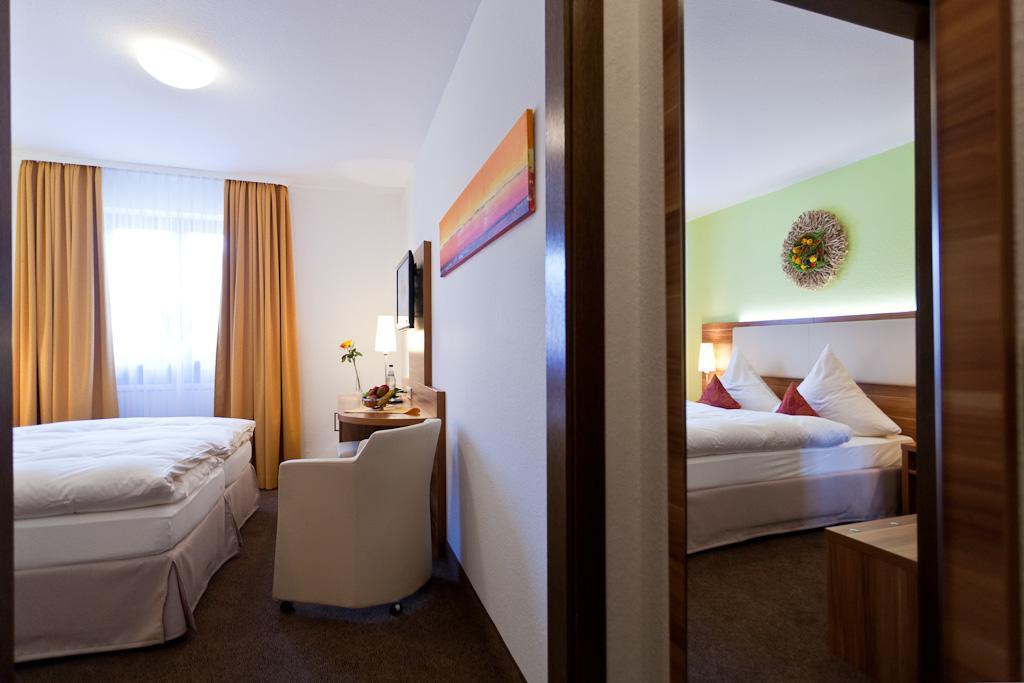 Hotel-Gasthof Zur Sonne Pappenheim Zewnętrze zdjęcie