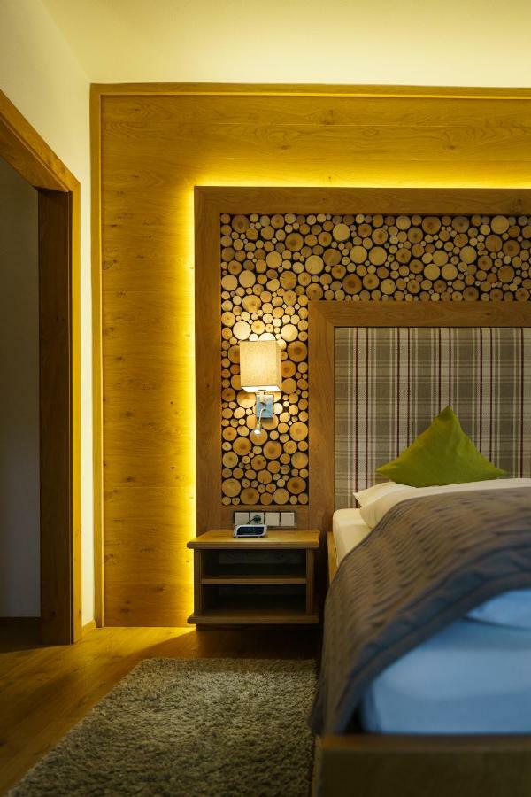 Hotel-Gasthof Zur Sonne Pappenheim Zewnętrze zdjęcie